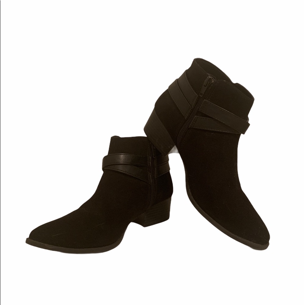 LC Lauren Conrad Black Ankle Boots